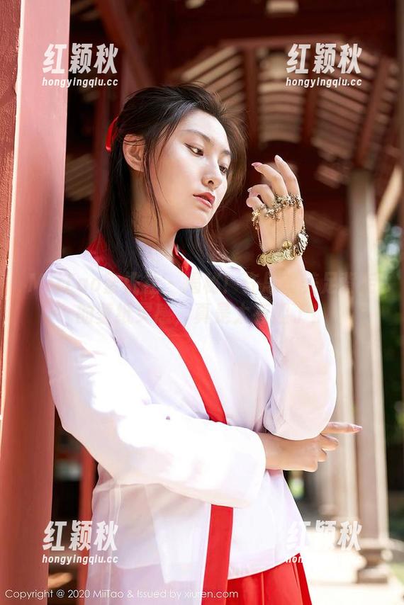 MiiTao蜜桃社-许思铭 MiiTao蜜桃社 - 揭秘!许思铭美足背后的壁纸灵感,真是太有趣了!