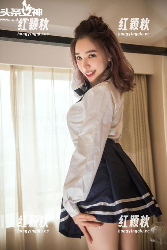 TouTiao头条女神-张译丹 TouTiao头条女神 - 高跟鞋与张译丹:图包里的细腻与大胆共舞
