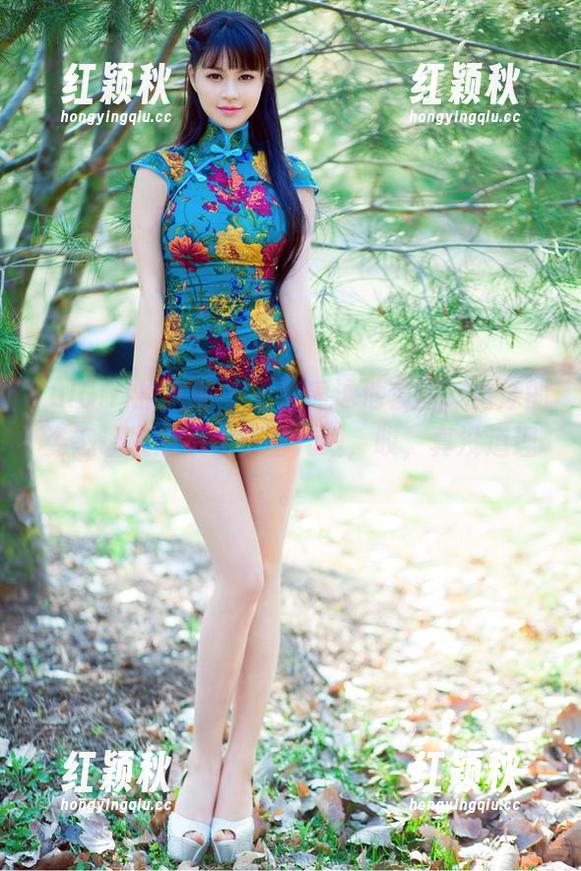 TuiGirl推女郎-王馨瑶 TuiGirl推女郎 - 王馨瑶泳池套图,游泳的姿态让人忍不住多看几眼,哎,真没道理。