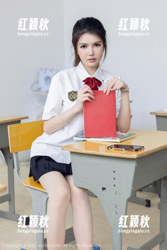 Xiuren秀人网-王馨瑶yanni Xiuren秀人网 - 王馨瑶yanni的新裙子上线:连衣裙背后的那些隐秘故事