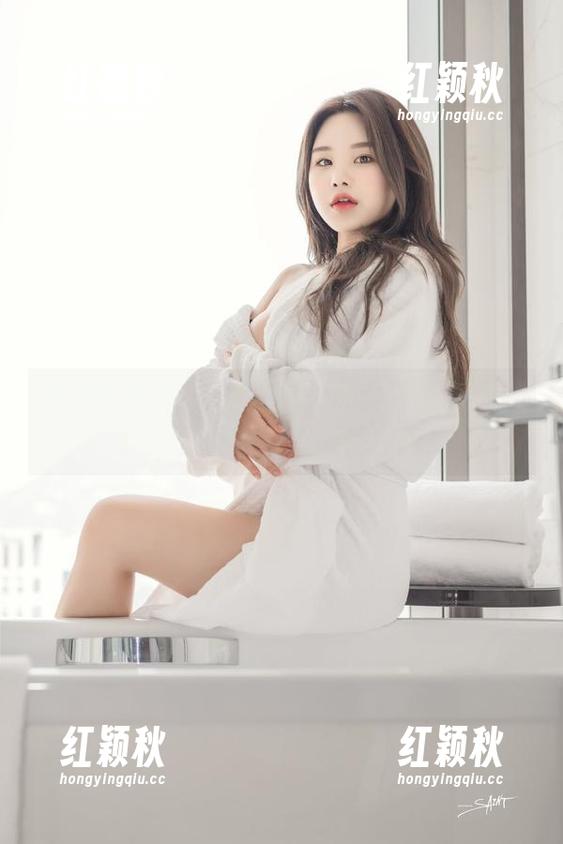 Zzyuri 谁能抵挡得住?Zzyuri的高清圣光写真集X-mas让我每天都在翻!