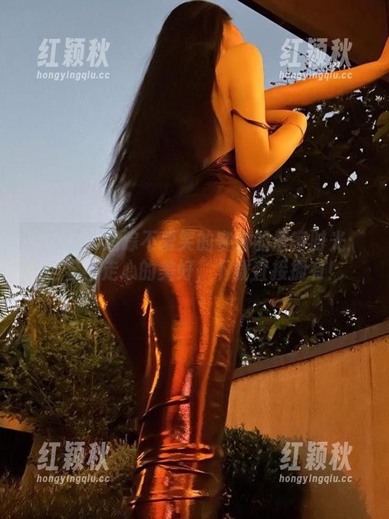 不爱笑的赛琳 微密圈 - 追踪不爱笑的赛琳的居家时光:全套不走心的美好,下载直接拥有!