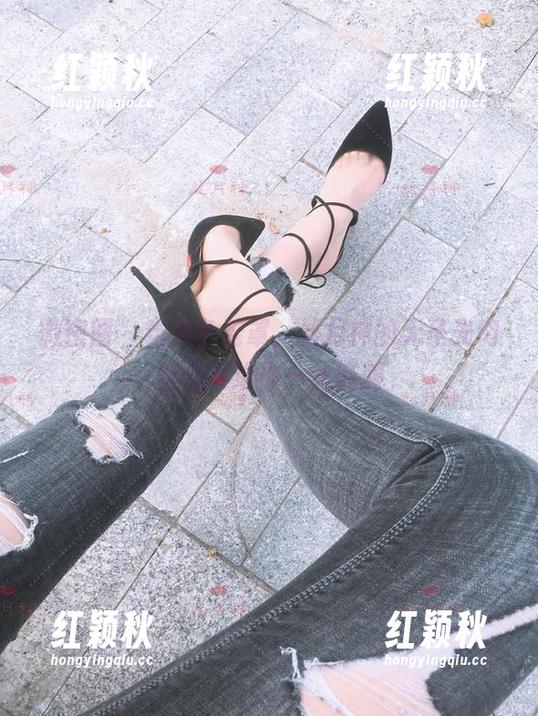 丝月神 微密圈 - 当夜色笼罩,丝月神的无圣光肉丝合集给你一丝涟漪