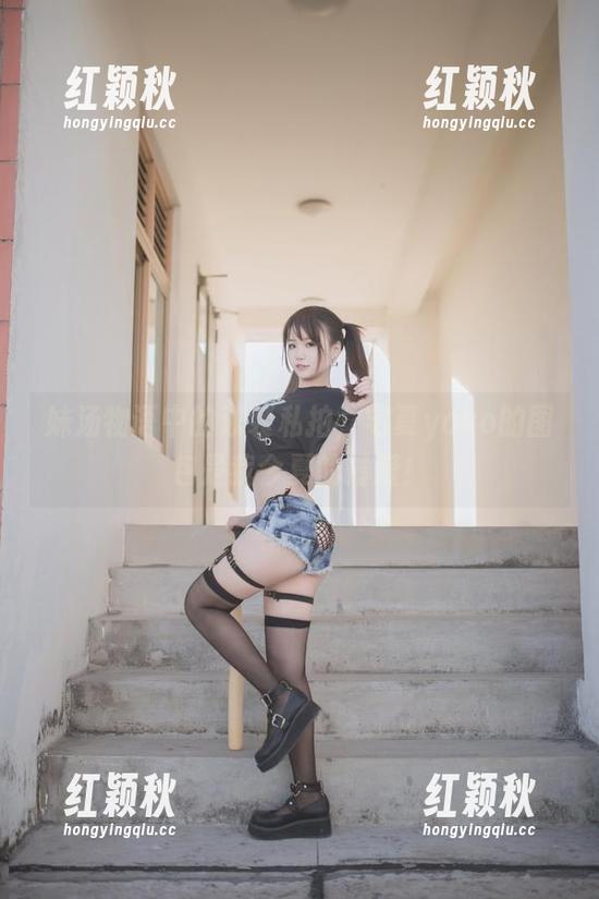 宅夏yoko 妹汤物语中的泳装私拍,宅夏yoko的图包是我今夏的最爱!