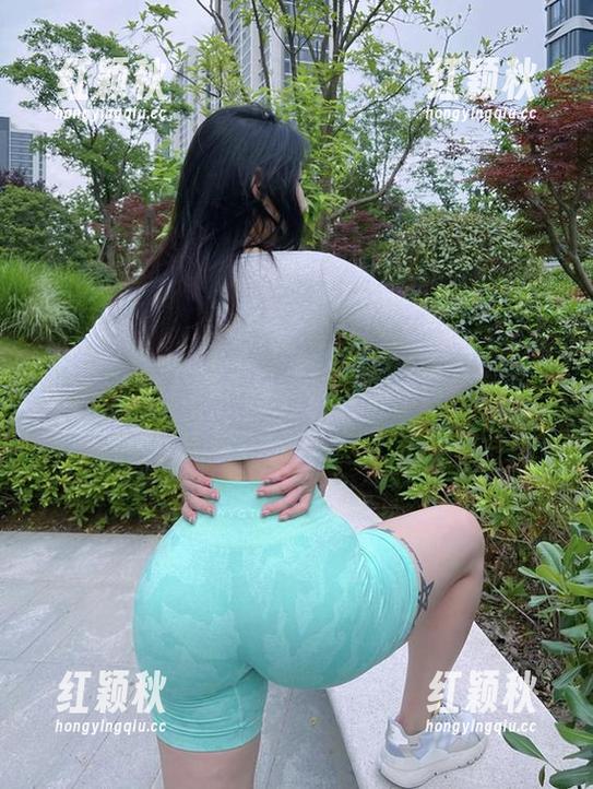 宋昱欣 微密圈 - 从此壁纸见到了宋昱欣的美脚,忍不住想给冷墙也加点温度!