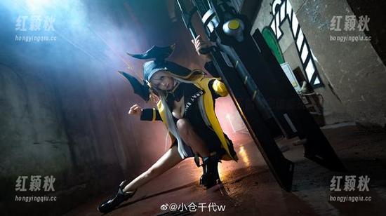 小仓千代w 快来看看!小仓千代w最新图集,棉袜下的秘密谁能抗拒?