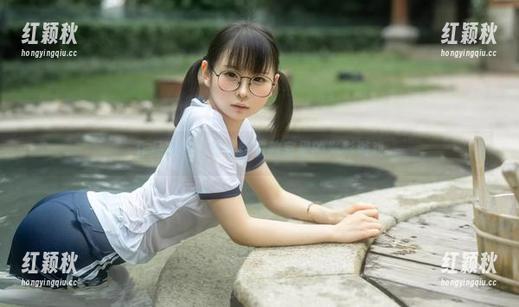 幼水铃衣 作品精选:幼水铃衣教室里的光影游戏