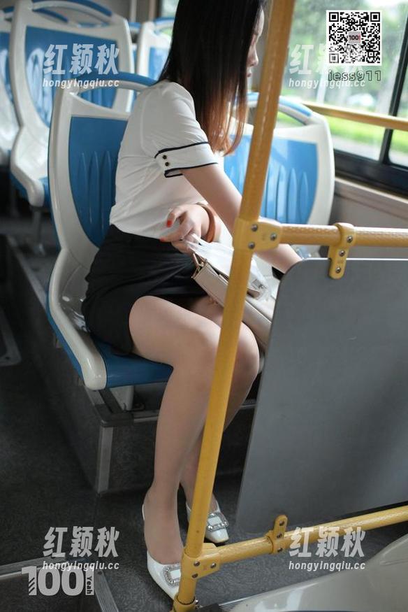 异思趣向-小婕 异思趣向 - 红边玉姐,这个名字就是个诱惑,快来查看小婕的图片下载吧!