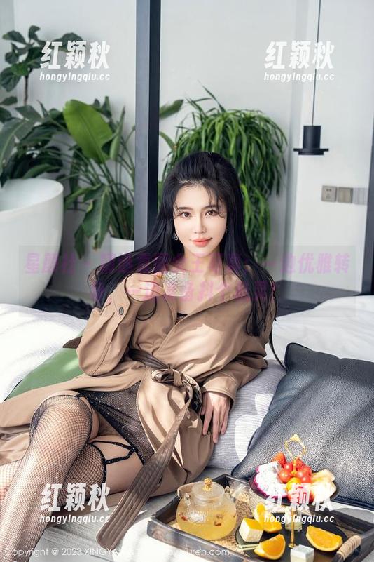 星颜社-袁圆 星颜社 - 精选袁圆女王写真:一边优雅转身,一边准备抖个机灵!