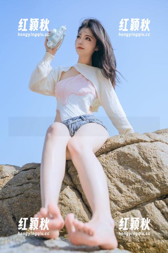 桃良阿宅 在桃良阿宅的世界里,长腿美图任我选!