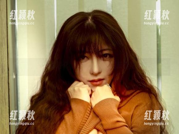 清纯写真再进化，樱晚gigi的更新没法不爱！
