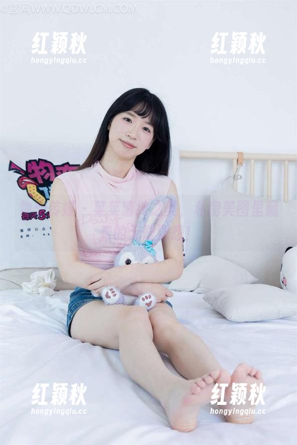 物恋传媒-菜菜 物恋传媒 - 菜菜清纯之美,私房美图里藏着的无限遐想!