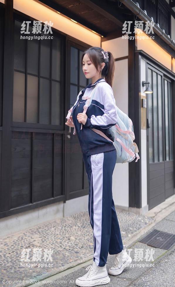 秀人网-小仓鼠 秀人网 - 小仓鼠在婚纱里的日常:私拍图包,谁能拒绝这样的萌趣?