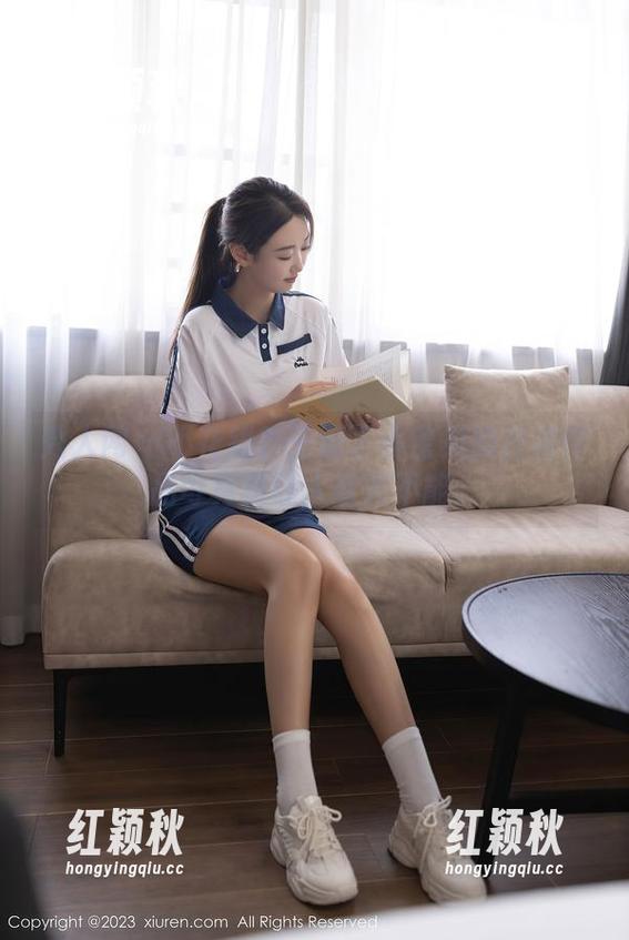 秀人网-王俪丁小宝贝 秀人网 - 不花钱?王俪丁小宝贝的白裙作品可真是让人欲罢不能。