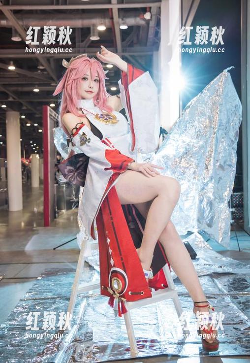 糖果果Candy 作品集中的透明梦境:糖果果Candy的视觉悸动
