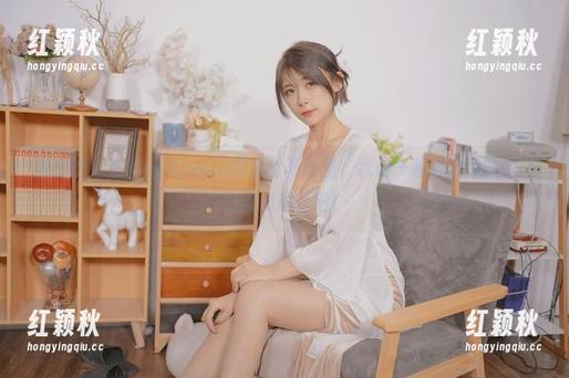 羊小雪juvia 微密圈 - 在羊小雪juvia的灰丝写真里,我们一起来猜测她的“日常戏码”吧!