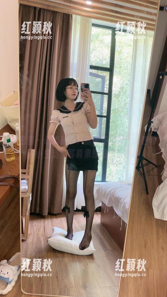 微密圈 - 谁说秘书只能端茶倒水？“胜利的小生活”写真集原图惊艳瘦脸