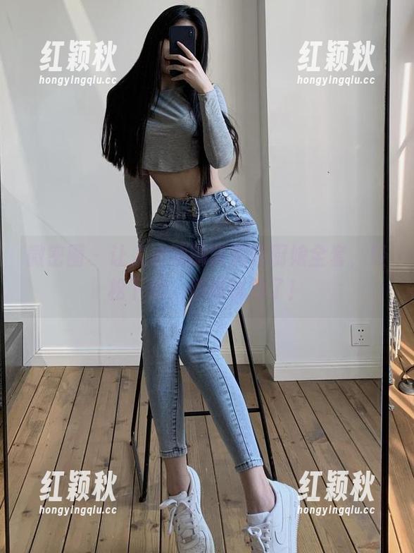 陈佩奇 微密圈 - 让人心动的陈佩奇厨娘全套,轻松下载,别再犹豫了!