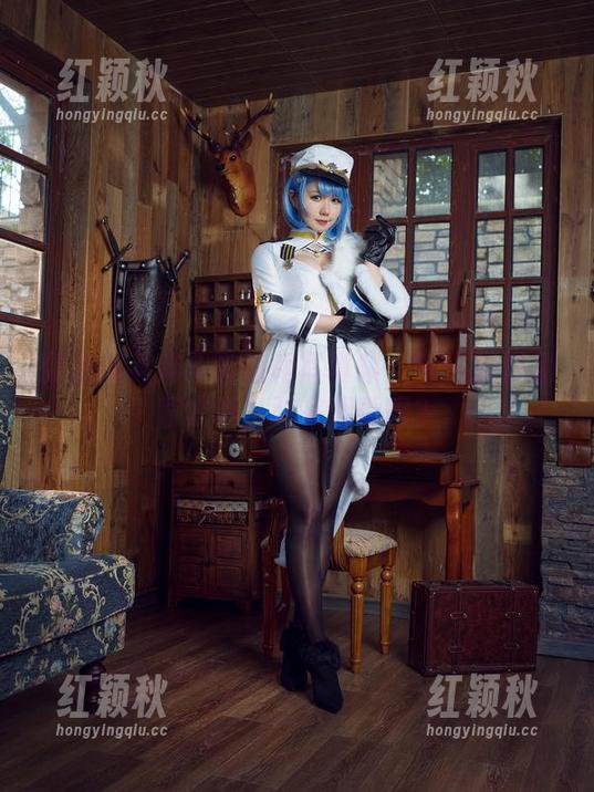 精选麻花麻花酱短裙写真集：每一张都藏着故事，敢来翻看吗？